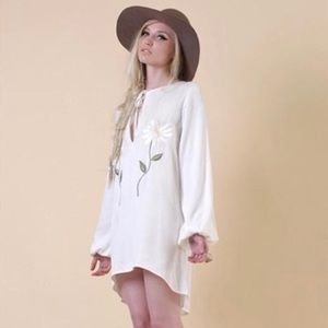 American Gold 60’s Mod Daisy Mini Dress